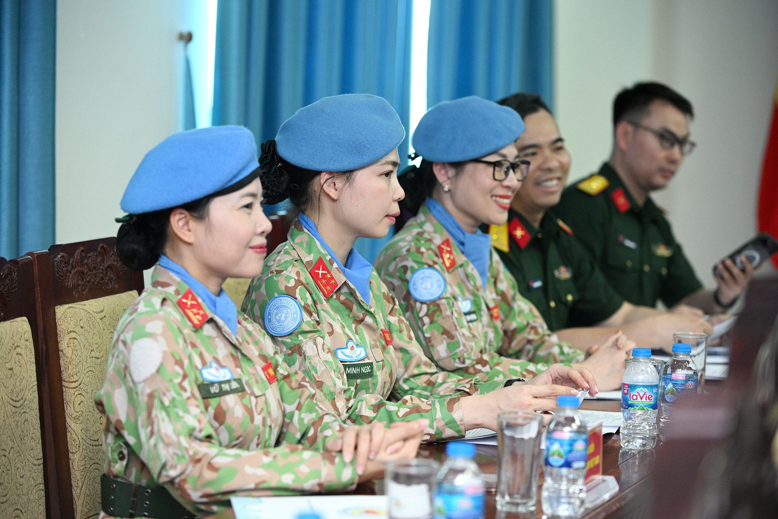 /UploadStore/admin/250416 Lam viec voi doan khao sat QH/04.jpg